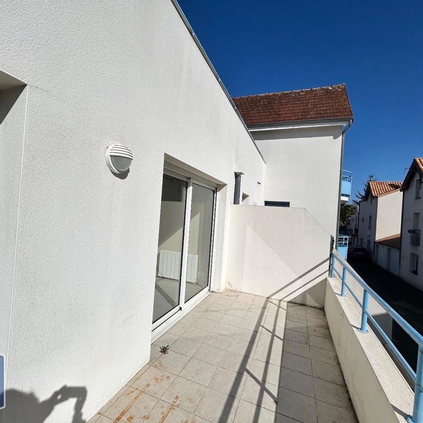 Location Appartement 3 pièces 77m² LA ROCHELLE 17000 - Photo 1