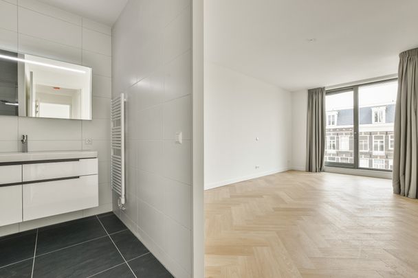 For rent: Groenmarktkade 43, 1016 TA Amsterdam - Foto 1