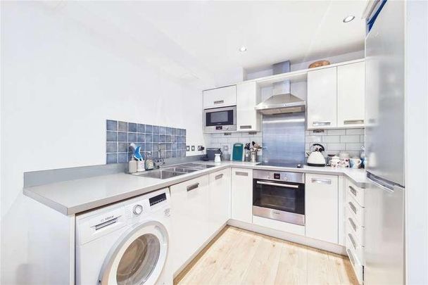 Angel Court, High Street, Theale, Reading, RG7 - Photo 1