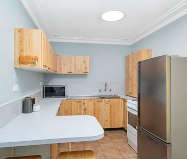 Affordable Four Bedroom Home - Photo 4