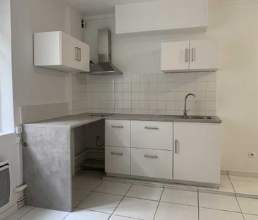 NÎMES - QUARTIER VINCENT FAÏTA - APPARTEMENT TYPE 2 DE 30.73M², - Photo 2