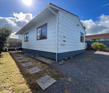 Comfortable & Private Living - Photo 5