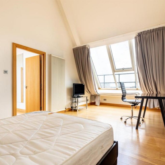 2 bedroom penthouse to rent - Photo 1