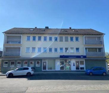 2-Zimmer Dachgeschosswohnung in ruhiger Seitenstraße zu vermieten! - Foto 1