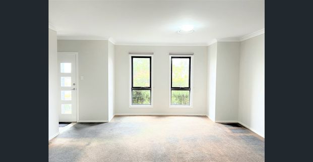 Spacious Double storey 4 Bedroom Large House - Photo 1