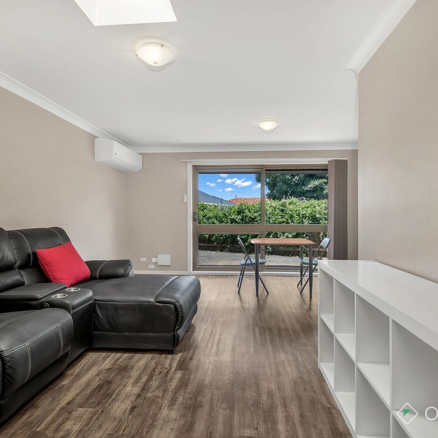 QUIET COMPLEX IN AN IDEAL LOCATION! - Photo 1
