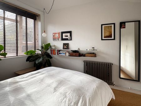 1 Bed Flat, Crawshay House, N16 - Photo 5