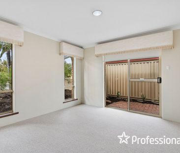 Spacious 5-Bedroom Family Home in the Sought-After Lakes Estate - Photo 3