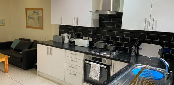 Room in a Shared House, Milner Road, B29 - Photo 2