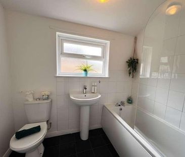 Flat B, Sandringham Street, Hull, HU3 - Photo 6