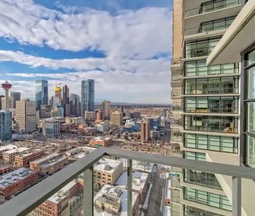 Unparalleled PANORAMIC VIEWS from this rare and highly sought after... - Photo 1