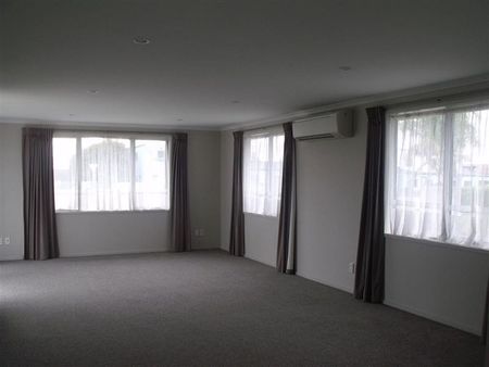 1109 Karamu Road North, Mayfair - Photo 4