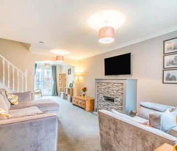 3 bedroom detached house to rent - Photo 4