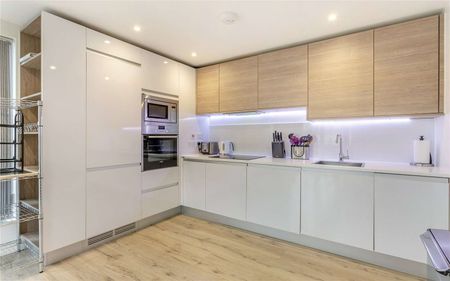 A high specification two bedroom apartment in a prestigious building in Central Cambridge - Photo 5