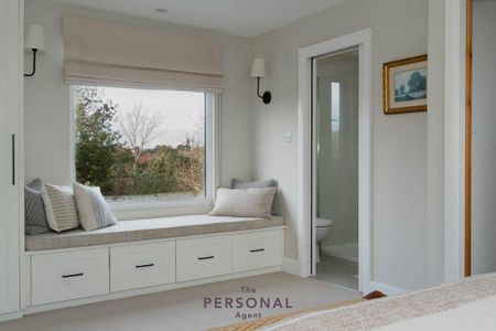 4 bedroom semi-detached house to rent - Photo 3