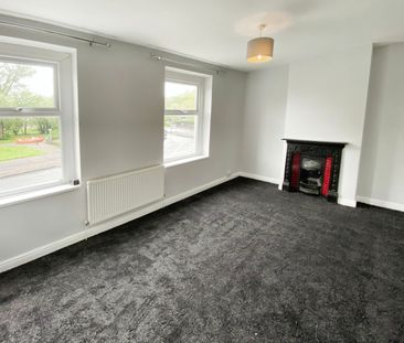 Bedwas Road, CAERPHILLY - Photo 6