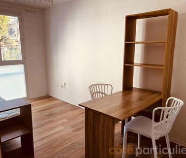 A LOUER STUDIO MEUBLE - STE CLOTILDE - Photo 4