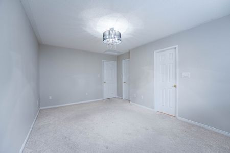 For Lease - 5195 Angel Stone Drive, Mississauga, Ontario - Photo 4