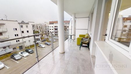 Dobry standard! 3 pokoje, klimatyzacja, parking - Фото 2