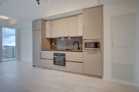 For Lease - 10 Graphophone Grove Unit# 1501, Toronto, Ontario - Photo 3