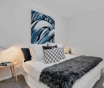 Prime Location, Modern Comfort - Photo 6