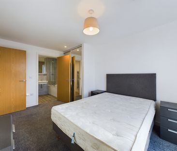 2 Bed Flat, Washington Apartments, B15 - Photo 6