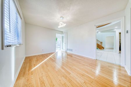 For Lease - 31 Goldhawk Trail, Toronto, Ontario - Photo 2