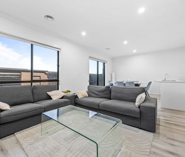 LOW-MAINTENANCE MODERN LIVING - Photo 1