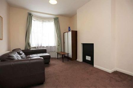 Upper Market Street, Hove, BN3 - Photo 2