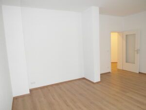 Haydnstr. 1, Wohnung 2 ~~~ Fußbodenheizung, Balkon, Tageslichtbad mit Wanne und Dusche, Abstellraum - Photo 5