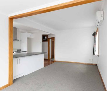 Fresh 4 bedroom in Takaro - Photo 2