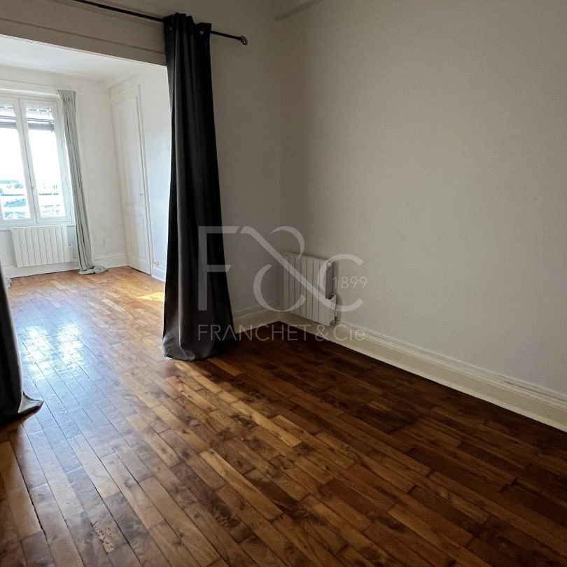 T1 bis de 38 m² - avenue Berthelot Lyon 7ème - Photo 1