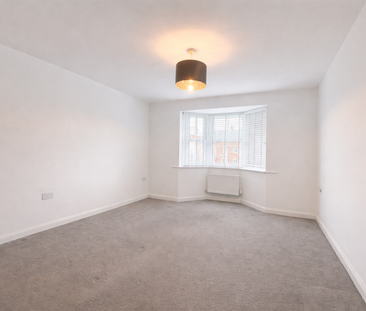 King Alfred Way, Great Denham, Bedford - Photo 2