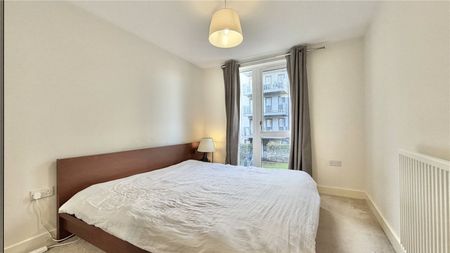 28, Charcot Road,, London, NW9 - Photo 3