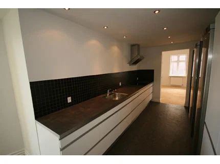 Rummelig lejlighed med byhuscharme og moderne komfort - Photo 4