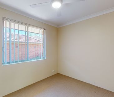 4/2 Brisbane Street, Lorn NSW 2320 - Photo 3