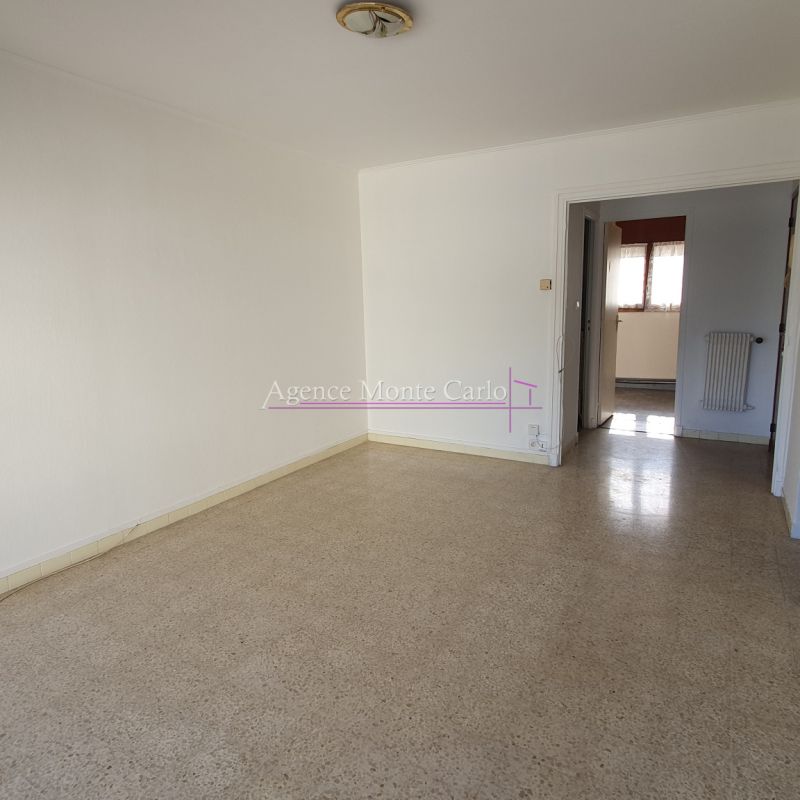 2 pièces Quartier de la plage à Carnoles - Photo 1