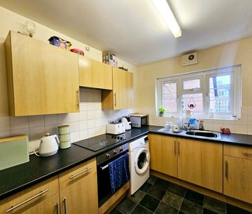 Banister Grange, Southampton, Banister Road - Photo 4