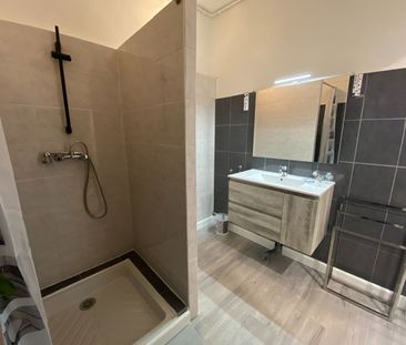 Location appartement 4 pièces, 101.60m², Carmaux - Photo 2