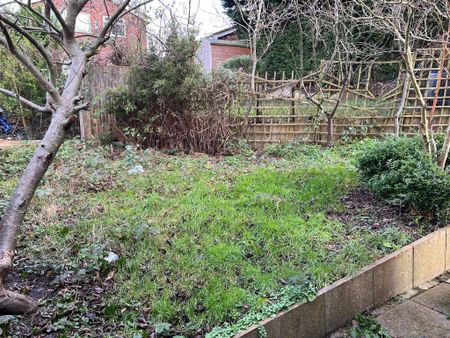 3 bedroom detached house to rent - Photo 4