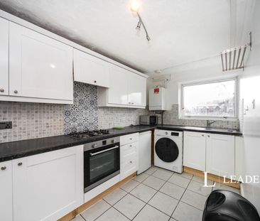 6 bedroom house to rent Elm Park Close, Houghton Regis, Dunstable, LU5 - Photo 6