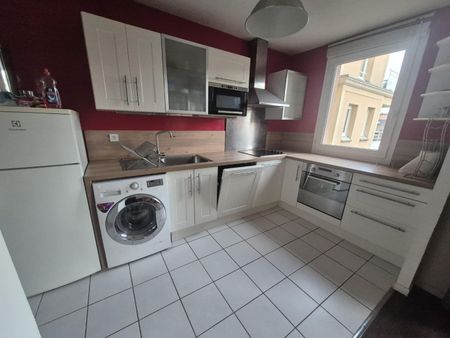 Location Appartement 3 pièces 71m² LILLE 59800 - Photo 5