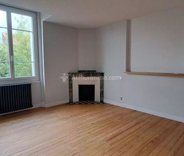 Location Duplex 4 pièces 121 m2 à Carmaux - Photo 2