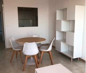 Location Appartement 2 pièces 50m² AJACCIO 20000 - Photo 2