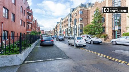 1-bedroom apartment for rent in Ballsbridge, Dublin - Photo 4