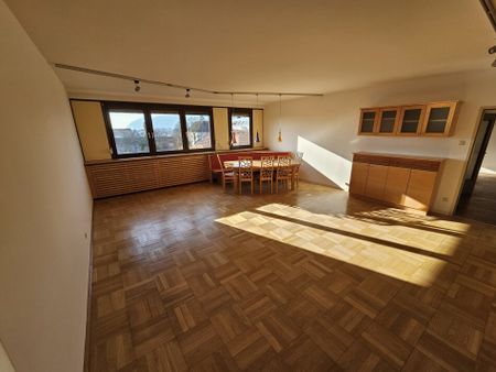 4-Zimmer-Wohnung mit traumhaftem Fernblick auf Stift Klosterneuburg, 3. Stock ohne Lift, Stellplatz - Foto 2