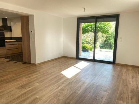 Location appartement 4 pièces 85.2 m² à Ucel (07200) - Photo 2