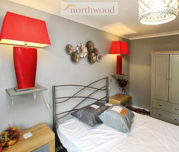 3 bedroom terraced house to rent - Photo 3