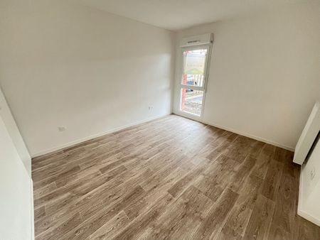Location Appartement 1 pièce 38m² - Photo 5