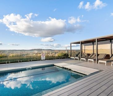711 / 90 Swain St, Gungahlin - Photo 3